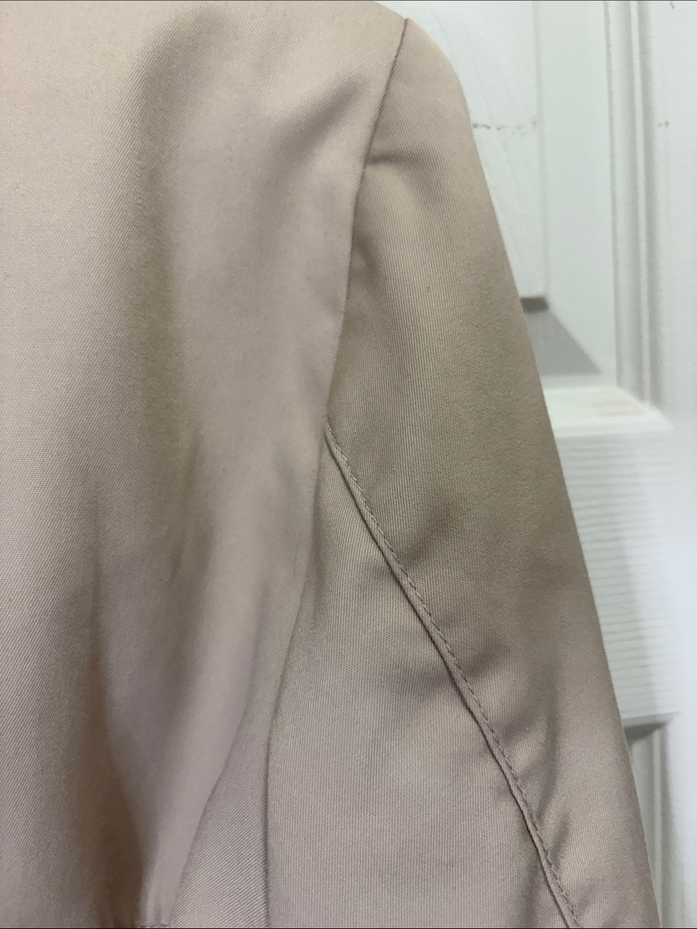H&M Light Beige Double-Breasted Trench with Belt - Picture 8 of 16